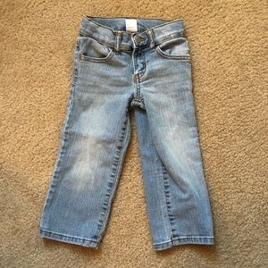 Gymboree boy jeans. Size 2T. Great condition.
